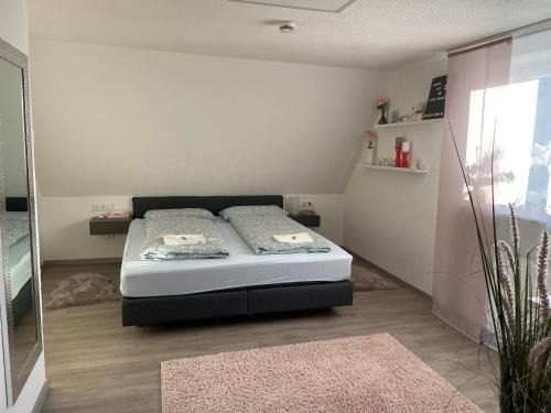 Memmingen House | Inviting Room with Pool and Garden - Guest Rated 9.1