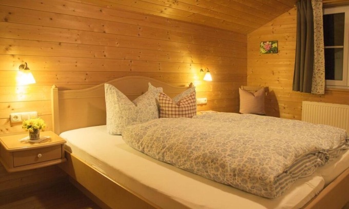 Balderschwang House | Modern Retreat at Alpenrösle with Pet-Friendly Amenities