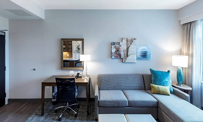Naples Apartment | Discover Two Comfy Studios with Breakfast and Ocean Views