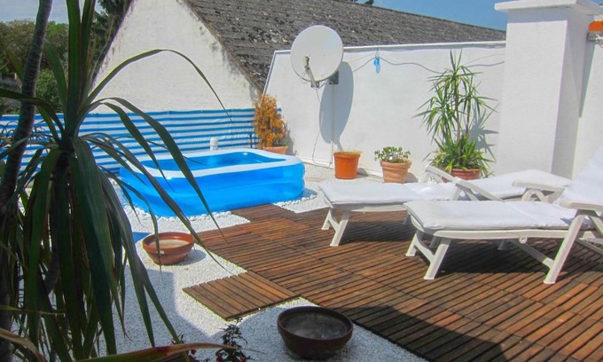 Lobau House | Elegant Retreat at 2-Luxus am Rande with Pool & Family Fun