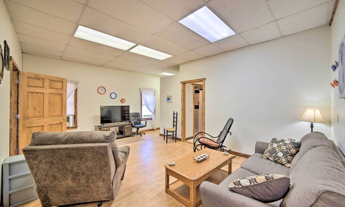 Eben Junction Apartment | Explore Eben Junction Vacation Rental Near Ice Caves!