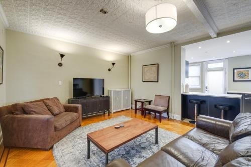 Le Droit Park House | Modern DC Vacation House - Steps to National Mall & Pet Friendly