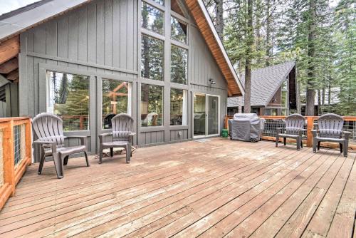 Truckee House | Inviting Truckee Home with Deck, Grill & Beach Access