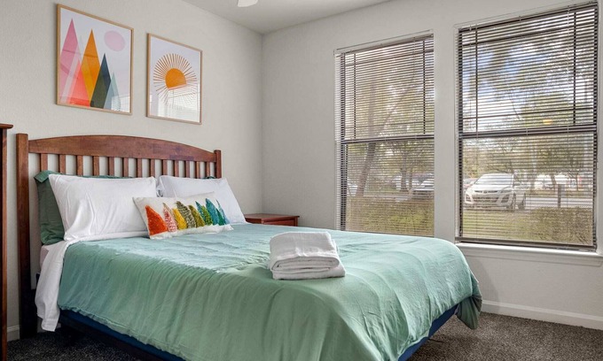 Bearss Plaza Apartment | Convenient Pet-Friendly Stay Near USF with Great Amenities
