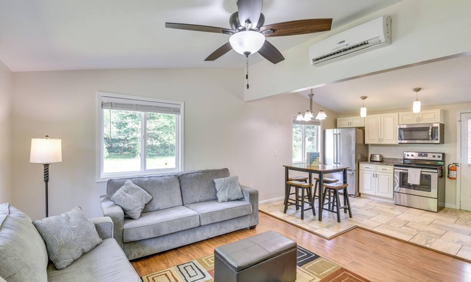 Shorewood-Tower Hills-Harbert Apartment | Pet-Friendly Sawyer Apartment with Deck near Warren Dunes