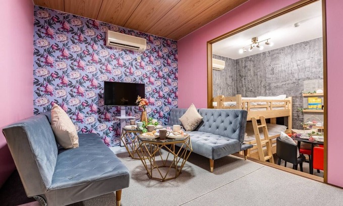 Naniwa Apartment | Convenient Access to JR Namba and Top Amenities Await