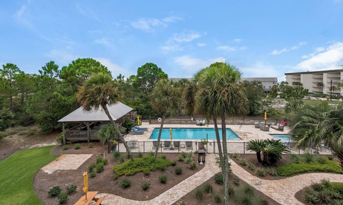 Seagrove Beach Condo | Pet-Friendly Getaway: Steps to the Beach & Ocean Views