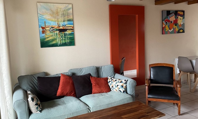 Saint-Palais-sur-Mer House | Beachside 2-Bed House with Garden, Parking & Ocean Views