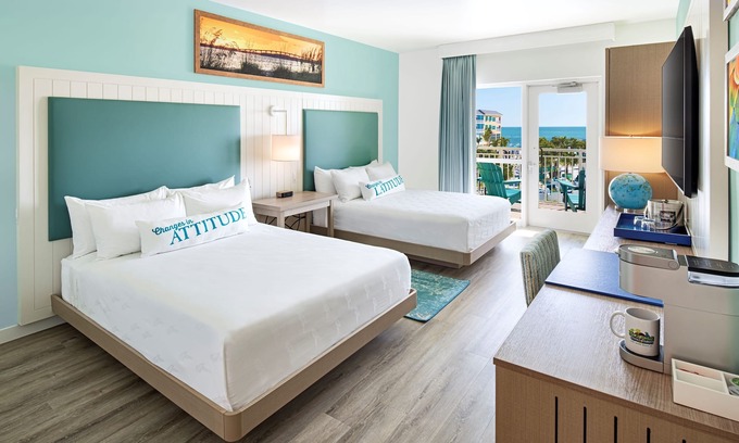 Fort Myers Beach Resort | Oceanview Resort Retreat with Entertainment & Pet-Friendly Perks