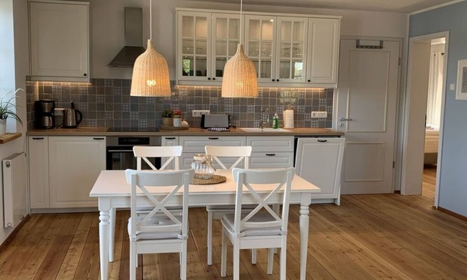 Radeburg House | Discover 2 on the Estate - Mosch, Perfect for Families & Pets