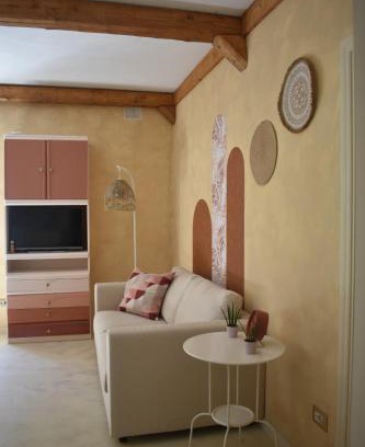 Cingoli Apartment | 2 or 4-person apartment CasaDaEfde