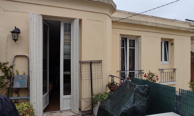 Bagneux Apartment | Cozy 2-Bedroom Terrace Retreat Near Sceaux and Bagneux