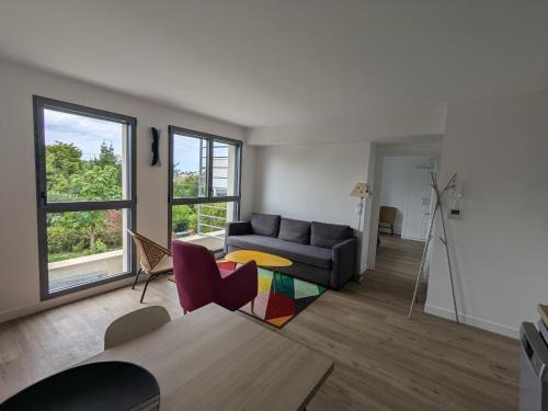 Malakoff Apartment | Discover Malakoff T2 Jardin: Family-Friendly Retreat
