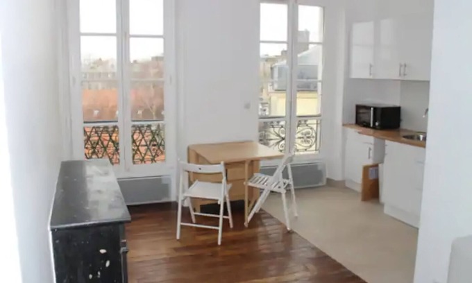 Saint-Louis Apartment | Peaceful 2-Bedroom Retreat with Stunning Versailles Views
