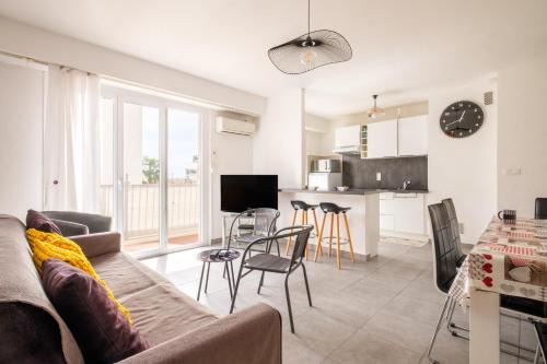 Cros-de-Cagnes Apartment | Cozy 2-Room Retreat Near Beautiful Beaches