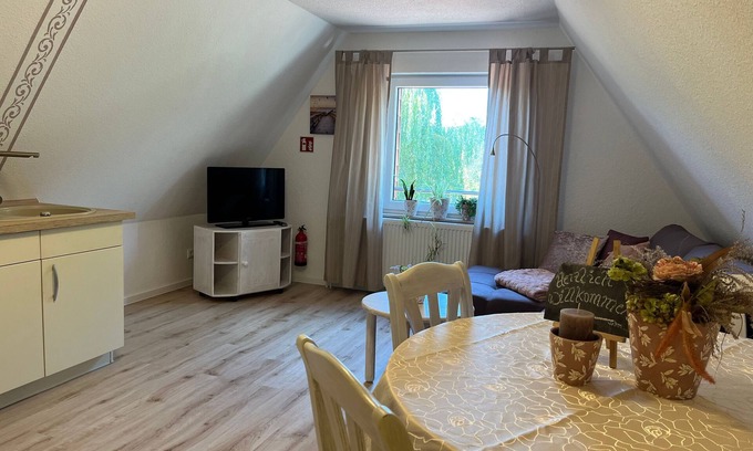 Zurow Apartment | Cozy Lütt Stuf: Family-Friendly Retreat with Kitchen