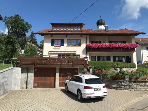 Rettenberg Bed & Breakfast | Top-Rated Family Room at Prokop - Ideal for Your Stay