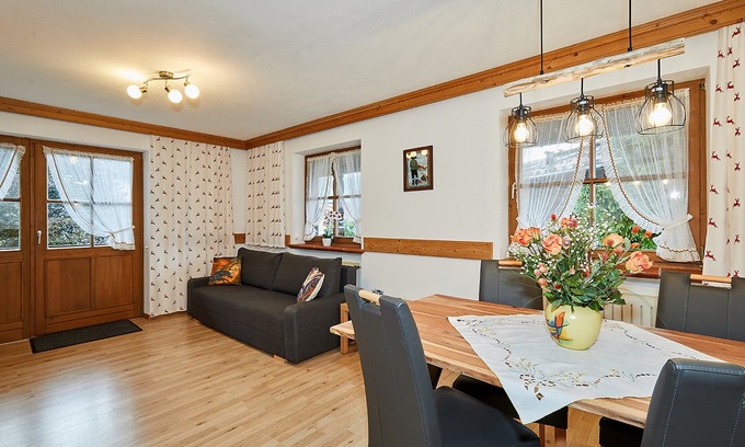 Blindau Apartment | Guest Rated: 10/10 Apartment Adlerhorst with Balcony