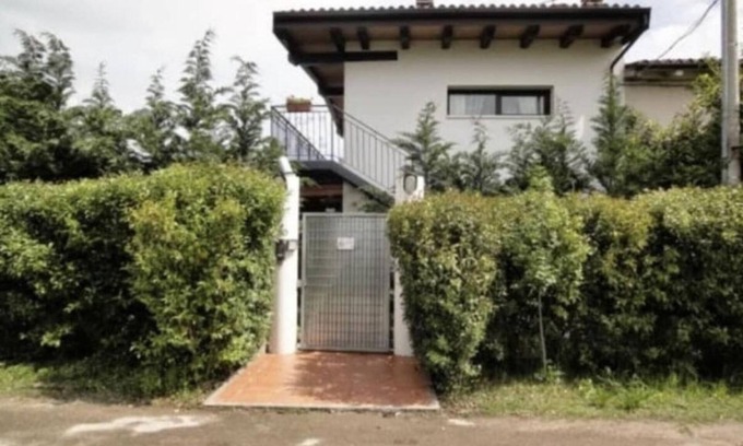 Sud Apartment | Cozy 2-Room Apartment in Borgo Roma with Garden & Parking