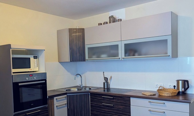 Rastatt House | Cozy 2-Room Apartment with Kitchen and Child-Friendly Access