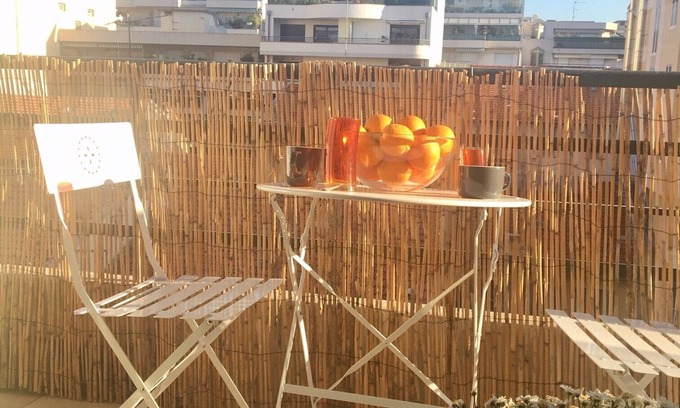 Gambetta Apartment | Duplex Apartment with Pool and Ocean View Near Shops