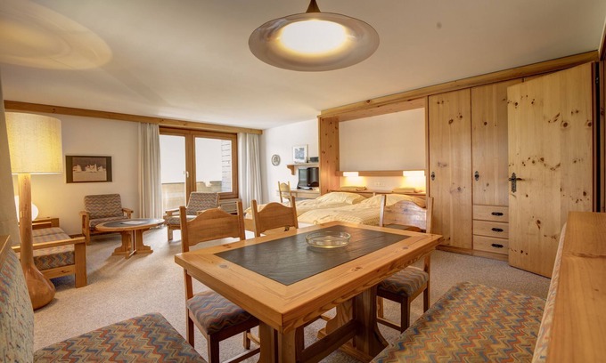 Silvaplana Apartment | Exceptional 2-Room Flat with Lake View and Spa Amenities
