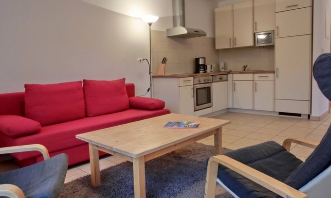 Gelbensande Apartment | Cozy 2-Room Apartment for 4 with Ocean View and WLAN