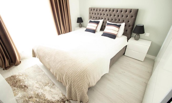 Stefanestii de Jos Apartment | Pet-Friendly Oceanfront Retreat at StayInn by Cosmopolis