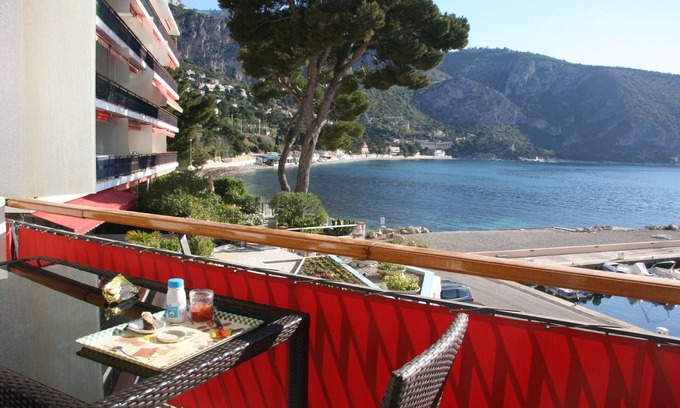 Alpes-Maritimes Apartment | Beautiful Oceanfront Rooms in Eze with Incredible Views
