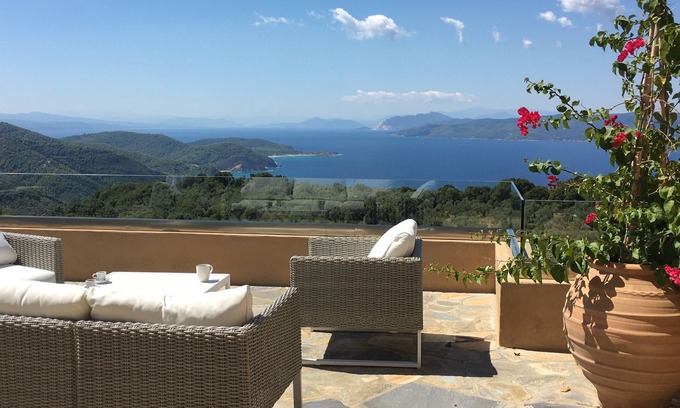 Skiathos Villa | Stunning Villas with Private Pool and Ocean View Awaits You