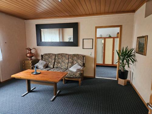 Hoechberg Apartment | Cozy 2-Bedroom Apartment with Balcony & Full Kitchen