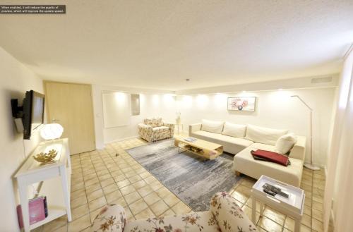 Gramsham Apartment | Cozy 2-Room Apartment Near Alz and Chiemsee