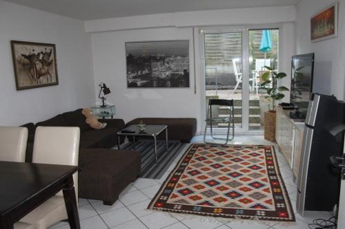 Wuppertal House | Family-Friendly 2-Bedroom Apartment in Wuppertal with Terrace