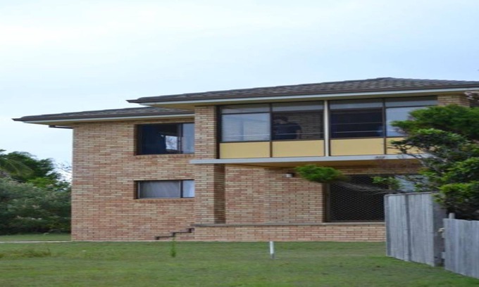 Minnie Water House | 20 GREVILLIA: 4 BR, 3 BA House in Minnie Water, Sleeps 10
