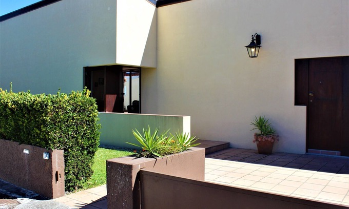 Esmoriz House | Tranquil Retreat: Beachside House near Porto with Great Amenities