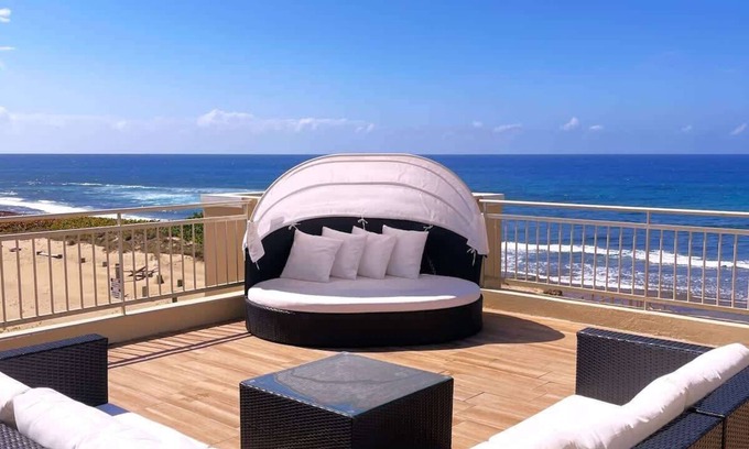 Bajura Condo | Beachfront Penthouse at Jobos' Beach - Rated 9.6/10
