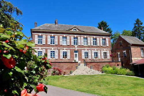 Chuignolles Bed & Breakfast | Cozy Bed and Breakfast with Kitchen for Two Guests