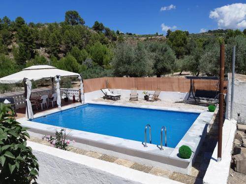 Cocentaina Bed & Breakfast | Cozy 20 m² Bed and Breakfast with Private Pool Access