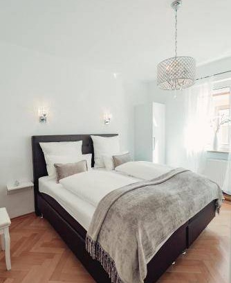 Bopfingen Hotel | Cozy Hotel Retreat with Restaurant & Kitchen for 2 Guests