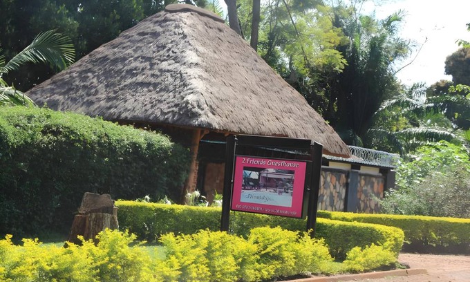 Jinja Hotel | Pet-Friendly Hotel for 4 Guests with Pool & Dining