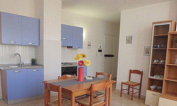Lido di Pomposa Apartment | Beachside 3-Room Apartment with Pet-Friendly Amenities