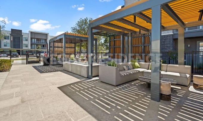 Fort Worth Apartment | Convenient Stay Near AT&T with Pool and Pet-Friendly Options