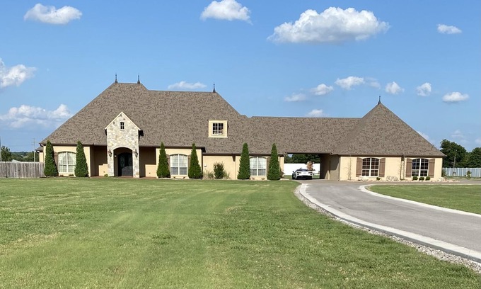 Kiefer House | Tranquil Retreat: Pet-Friendly Home Near Downtown Tulsa