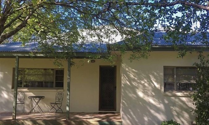 Bright Apartment | Family-Friendly Retreat with Pool & WIFI Near Town