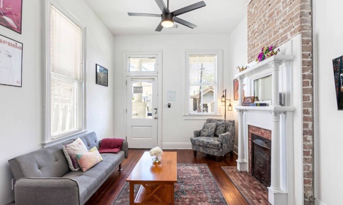 Freret Condo | Private 2BR Oasis in Uptown with Breakfast & Family Amenities