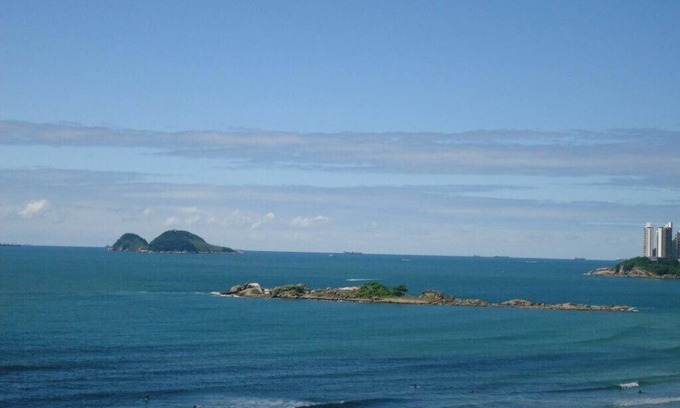 Vila Maia Apartment | Oceanfront Retreat with Private Garages & High Ratings