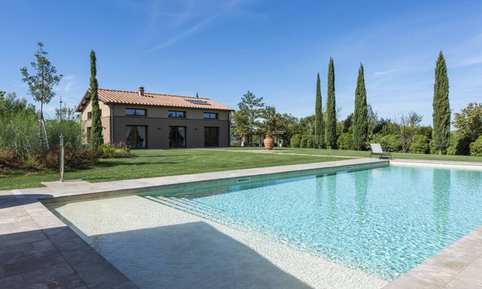 San Gimignano Villa | Spacious 3-Bedroom Villa with Private Pool for 8 Guests