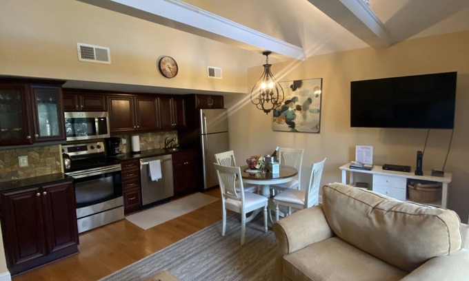 Kiawah Island Villa | 200 steps to Beach! Best Location! Very nicely renovated! lic#RBL20-000329