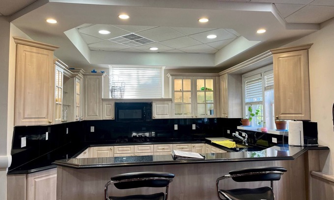 Livingston Apartment | 2000 Sqft Basement