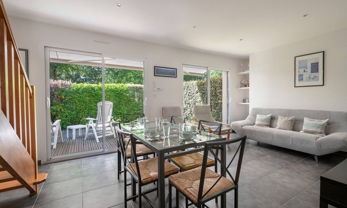 Arzon Ski Chalet | Ideal House for 6 in Arzon with Family-Friendly Amenities